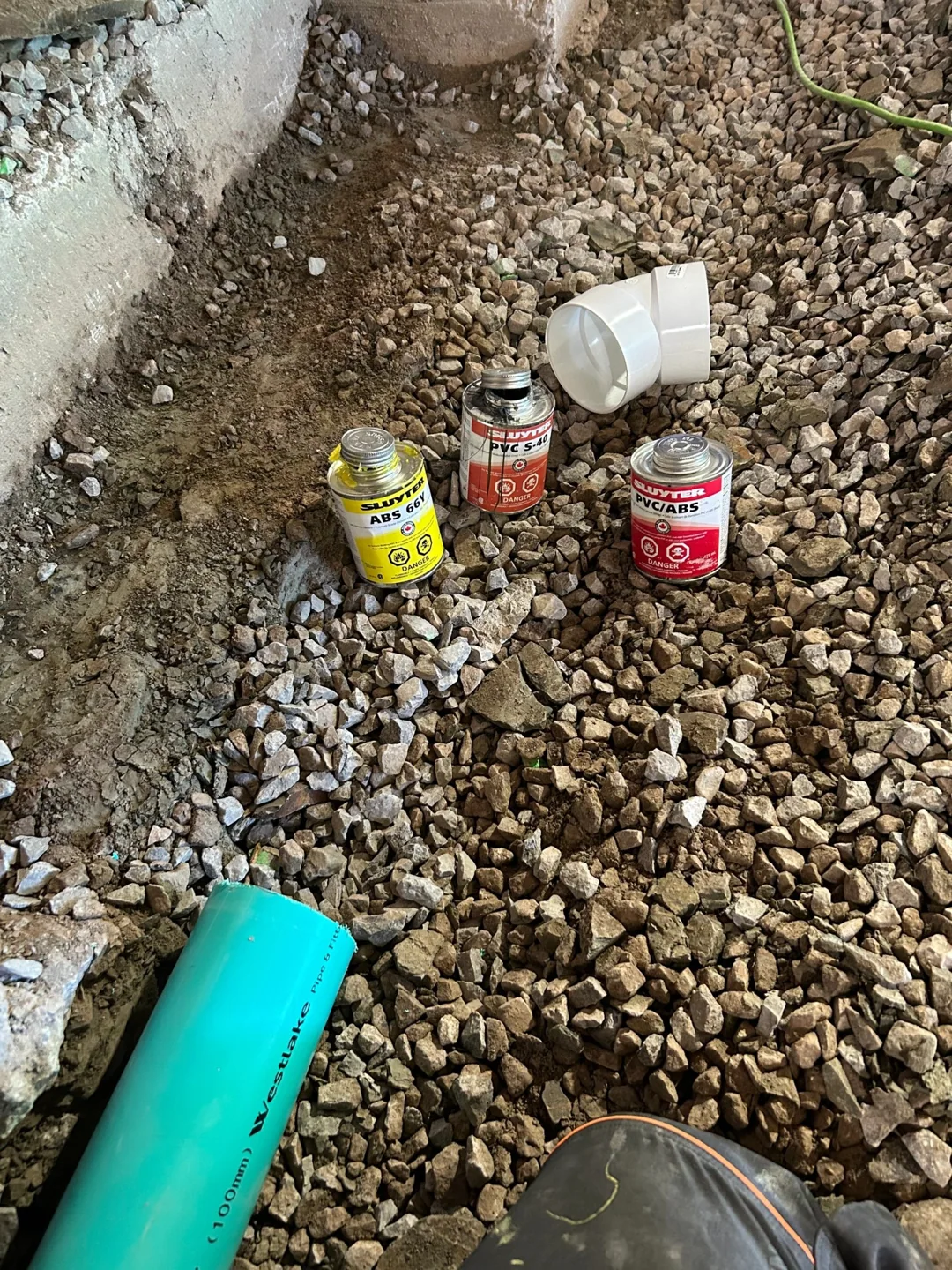Rough-in plumbing — photo 44
