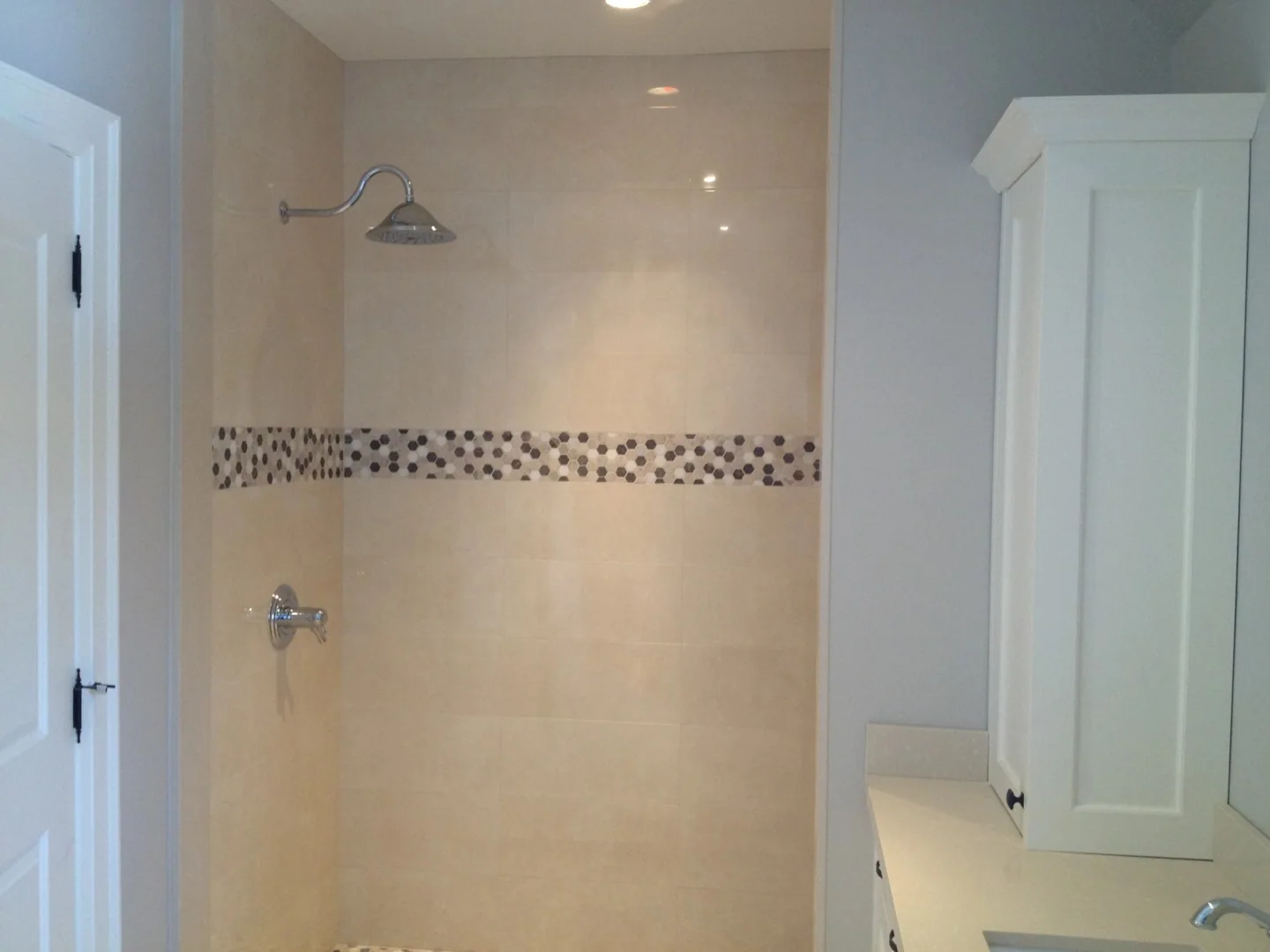 Finishing touches — photo 22