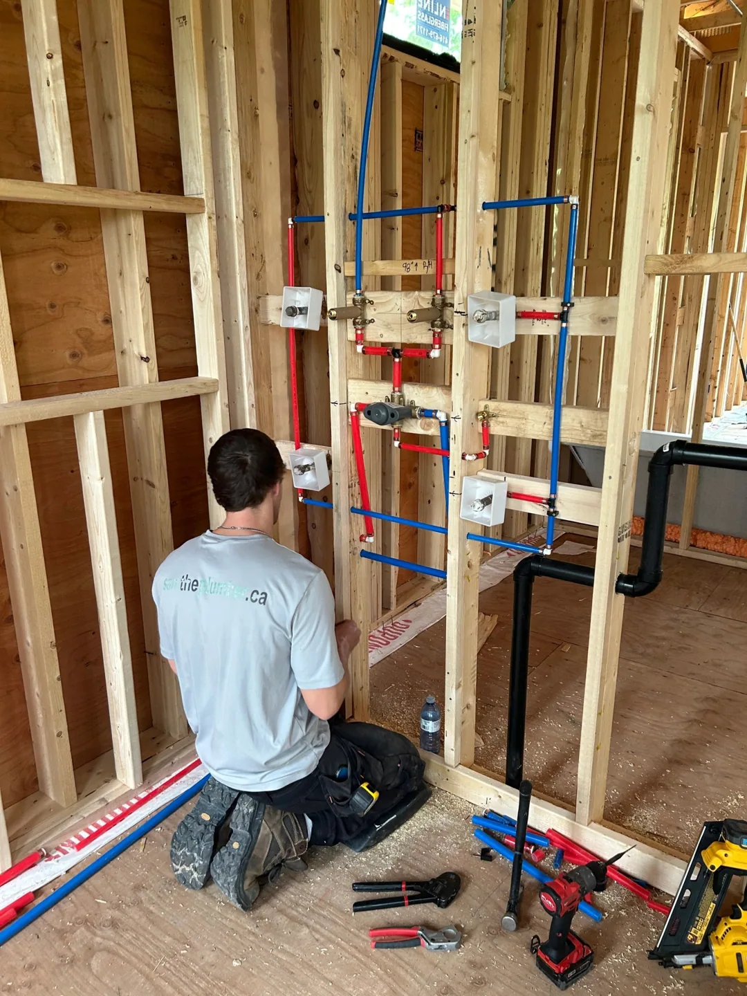 Rough-in plumbing — photo 31