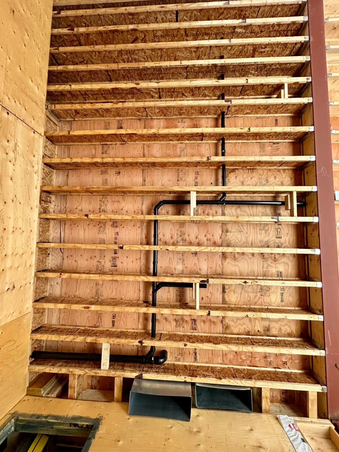 Rough-in plumbing — photo 42