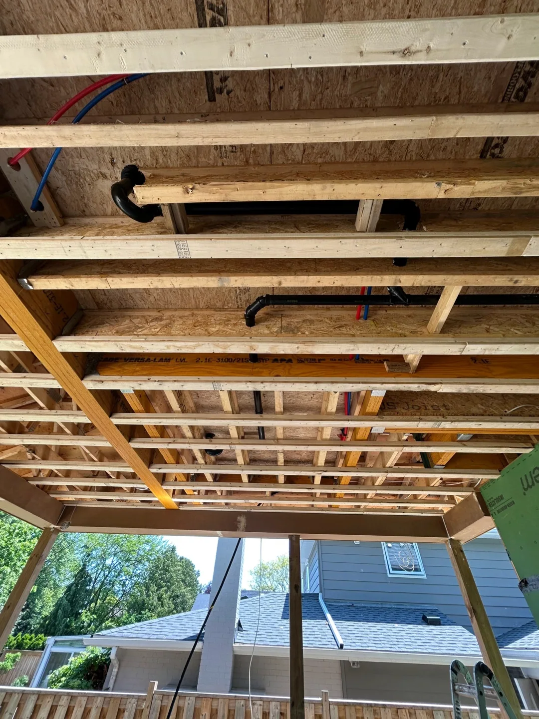 Rough-in plumbing — photo 34